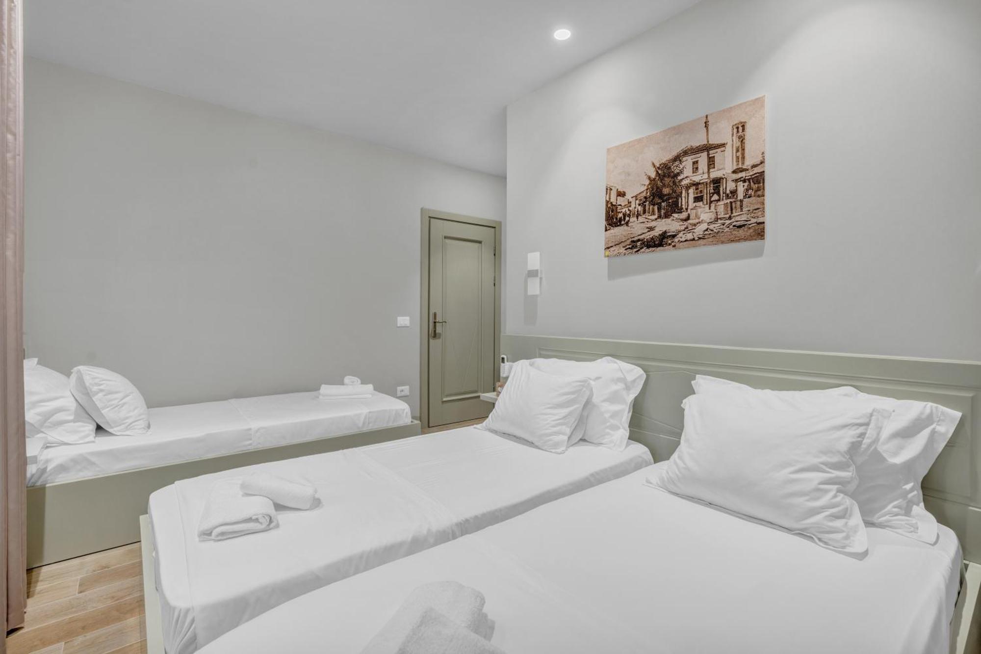 Villa Zoi A Stay To Remember I Located Inside The Castle Of Elbasan, On A Historic Roman Road Via Egnatia I Homemade Breakfast إلباسان المظهر الخارجي الصورة