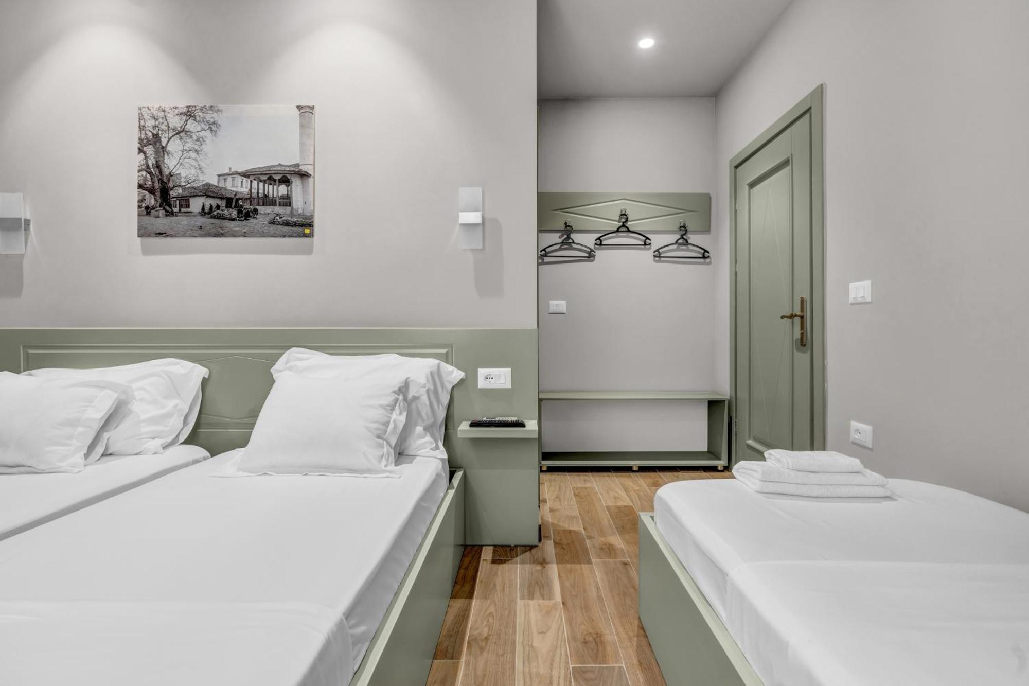 Villa Zoi A Stay To Remember I Located Inside The Castle Of Elbasan, On A Historic Roman Road Via Egnatia I Homemade Breakfast إلباسان المظهر الخارجي الصورة
